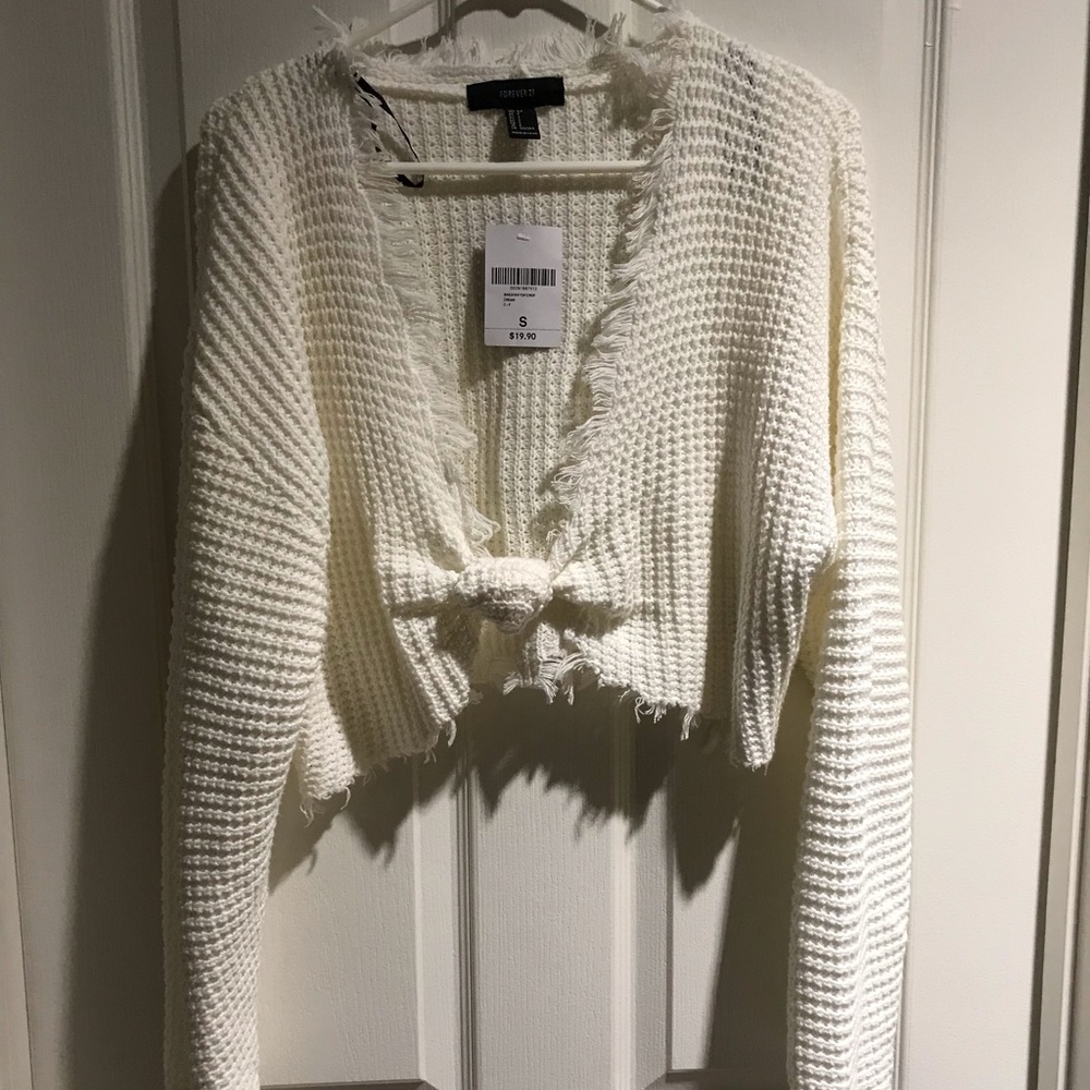 Long sleeve crop top
